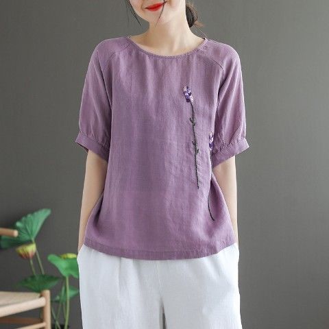 Women's Vintage Embroidered Flower Cotton T-Shirt