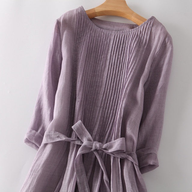 Pleated Midi Dress with Tie Waist and Soft Fabric