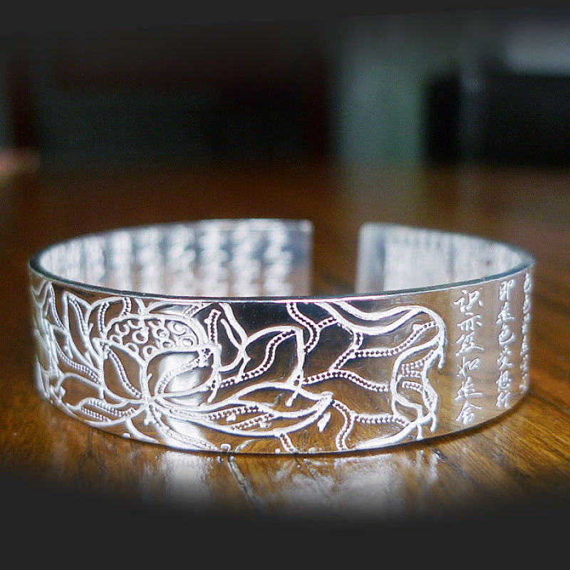 Tibetan Lotus White Luck Bracelet with Heart Sutra Mantra