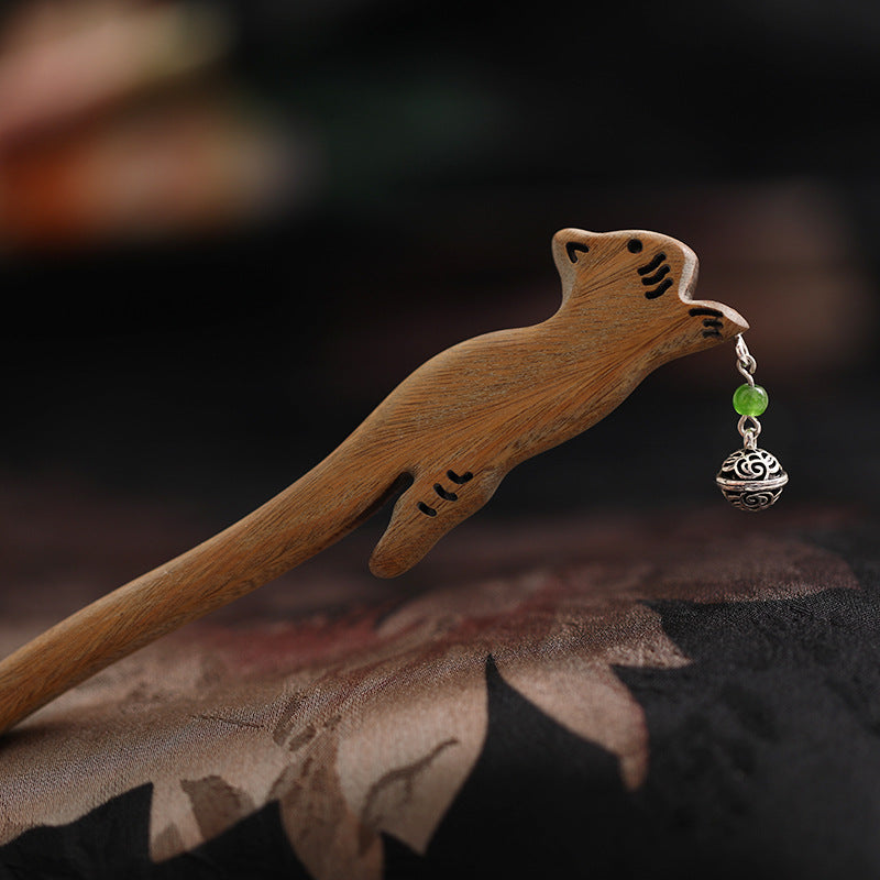 Classical Chinese Style Cat-shaped Sandalwood Hairpin