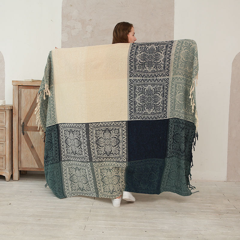 Ethnic Bohemian Chenille Throw Blanket with Geometric Pattern