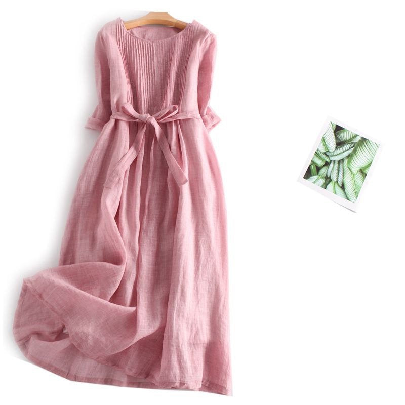Pleated Midi Dress with Tie Waist and Soft Fabric